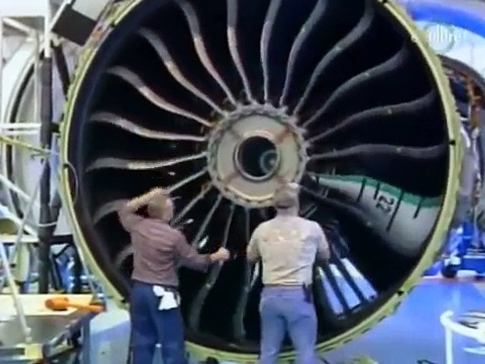 Мегамашины - Турбореактивный двигатель GE 90