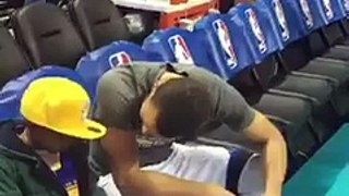 Steph Curry Meeting With A Young Fan With Cancer Will Melt Your Heart