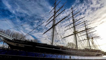 London. Walking Tour of Greewich. Cutty Sark, Waterfront and the Old Royal Naval College