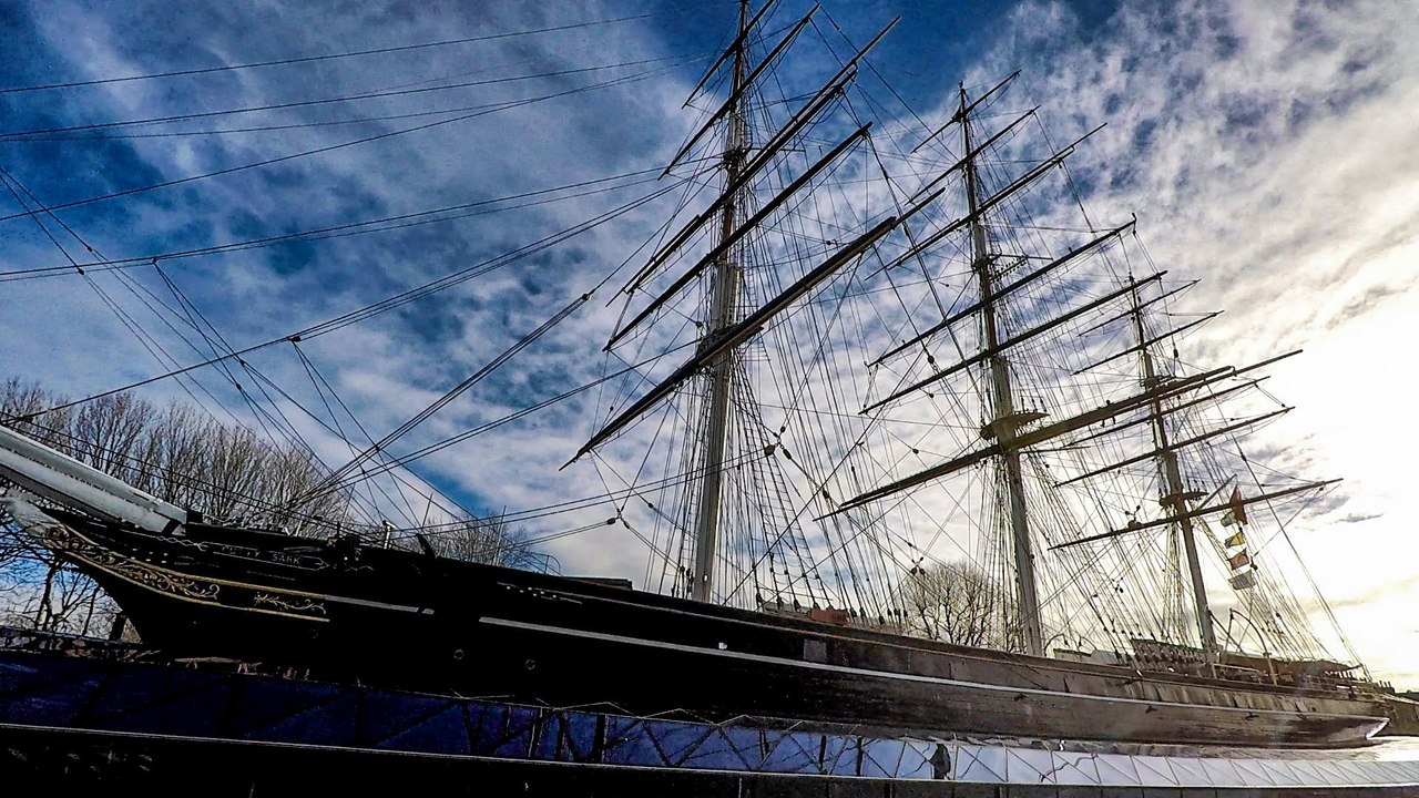 London. Walking Tour of Greewich. Cutty Sark, Waterfront and the Old Royal Naval College