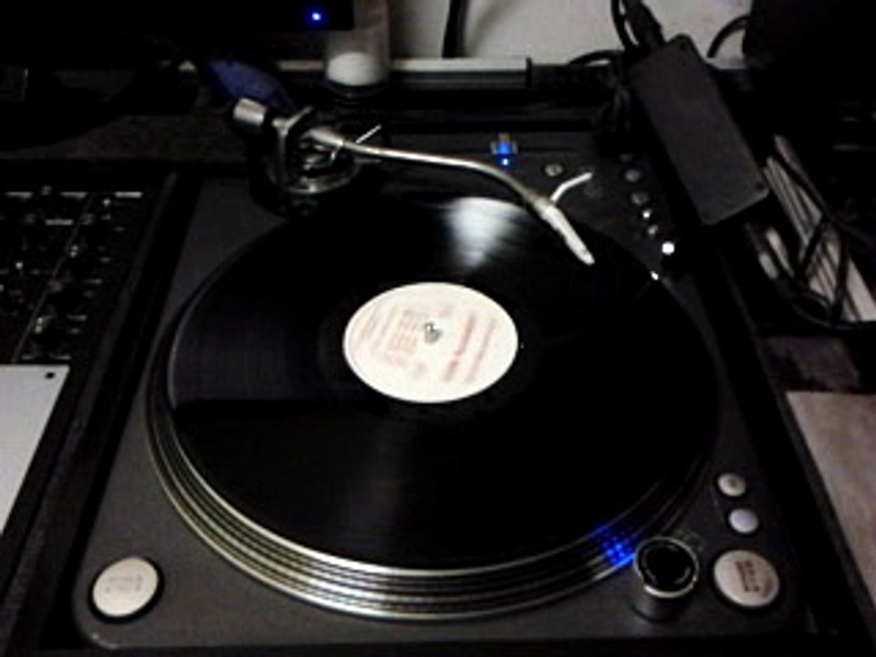 Lafayette Reed - Don't Stop (Club Remix)