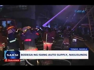 Saksi: Bodega ng isang auto supply sa Tondo, Maynila, nasunog