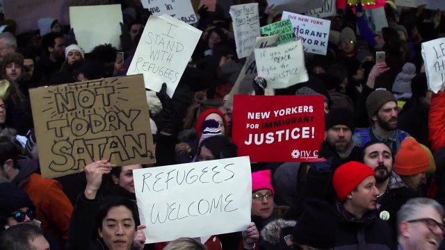 These protesters want a halt to Trump order on refugees