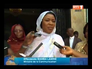 Download Video: Les femmes musulmanes de Côte d'Ivoire célèbrent les mères et prient pour la paix et la cohésion