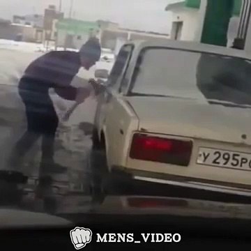 Лайфхак как открыть машину АВТО ПРИКОЛ