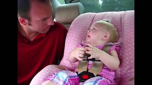 Ребенок пукнул собака чуть не сдохла @@@