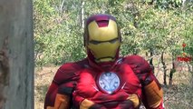 Человек-Паук Против Бэтмена И Ironman Реальной Жизни Супергероя Бой И Бой Видео Для Детей