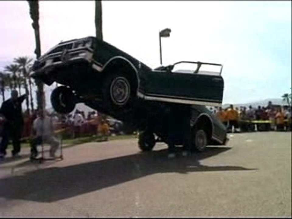 Dancing cars