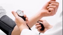 8 نصائح غذائية لتفادي ارتفاع ضغط الدم