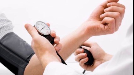 8 نصائح غذائية لتفادي ارتفاع ضغط الدم