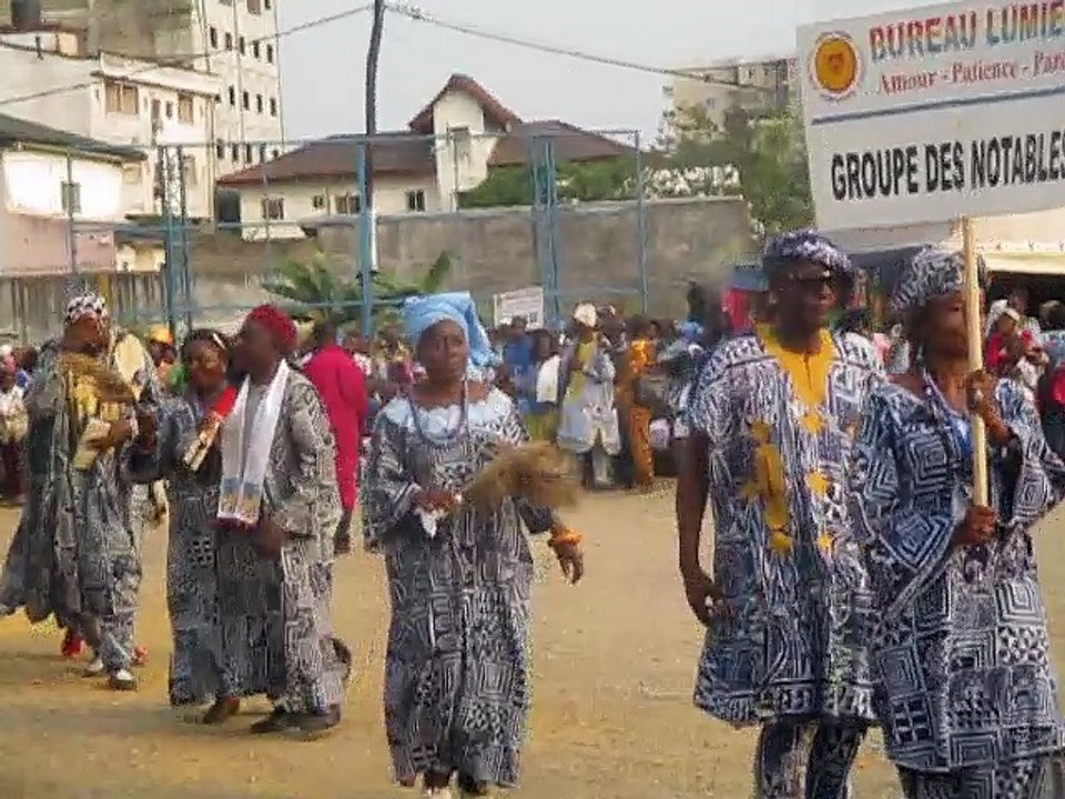 parade au lieu de fête