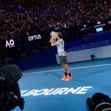 Roger Federer Defeats Rafael Nadal In Five-Set Epic To Win Australian Open final