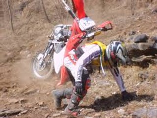 LOUCOS FAZENDO LOUQUICE DE MOTOS