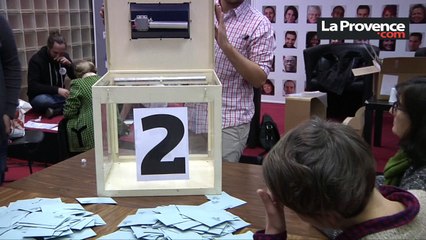 Primaires citoyennes : le dépouillement continue à Marseille