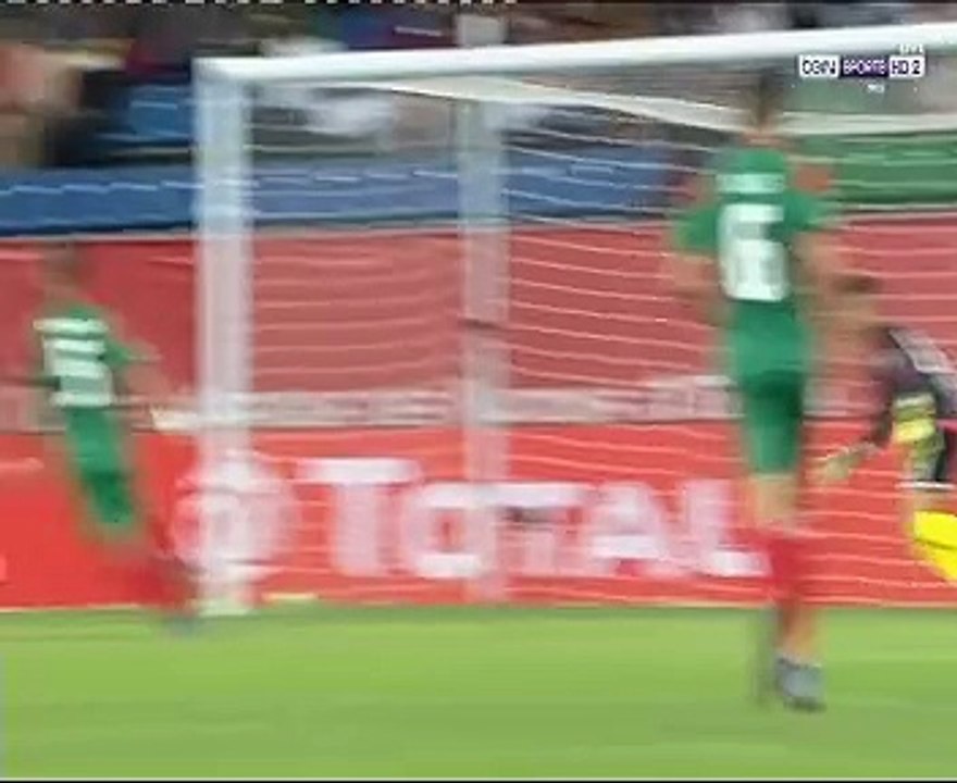 حارس المغرب يحرم محمد صلاح من تسجيل الهدف الأول لمصر