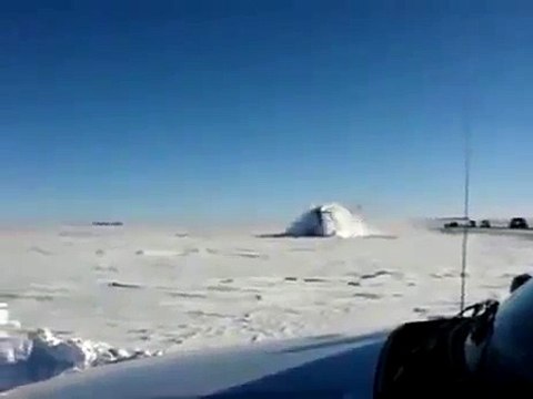 Снежный поезд призрак прикол 2015