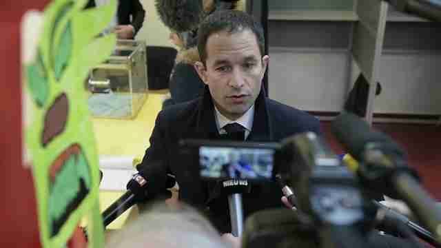 Hamon gana las primarias socialistas según resultados provisionales