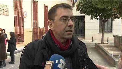 Monedero anima a Errejón a presentar candidatura si tiene un proyecto diferente