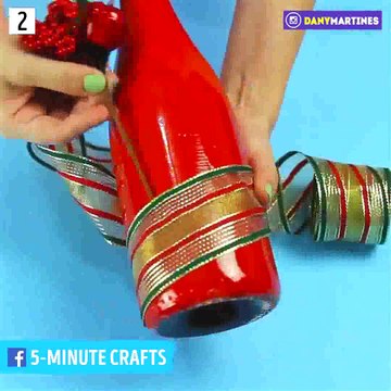 [5-Minute Crafts] 3 stunning ways to decorate glass bottles for Christmas