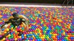 Amazing HULK PRANK Spiderman w Learn Colors For Children & Plastic Balls Pit Ball Show IRL