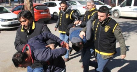 Hırsızlar, Kasaptan 800 Kilo Sucuk, 350 Kilo Et Çalıp Mangal Yaptı