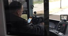 Otobüs Şoförü, Cep Telefonuyla Oyun Oynadı, O Anları Yolcu Kaydetti