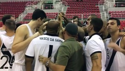 Vasco ganha do  Flamengo pelo nbb