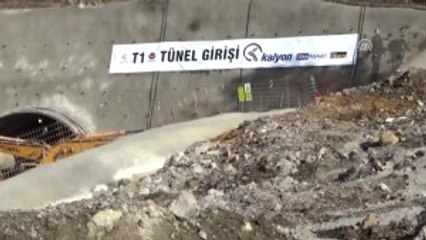 AK Parti Grup Başkanvekili Turan, Ayvacık'taki Tünel Inşaatlarını Inceledi