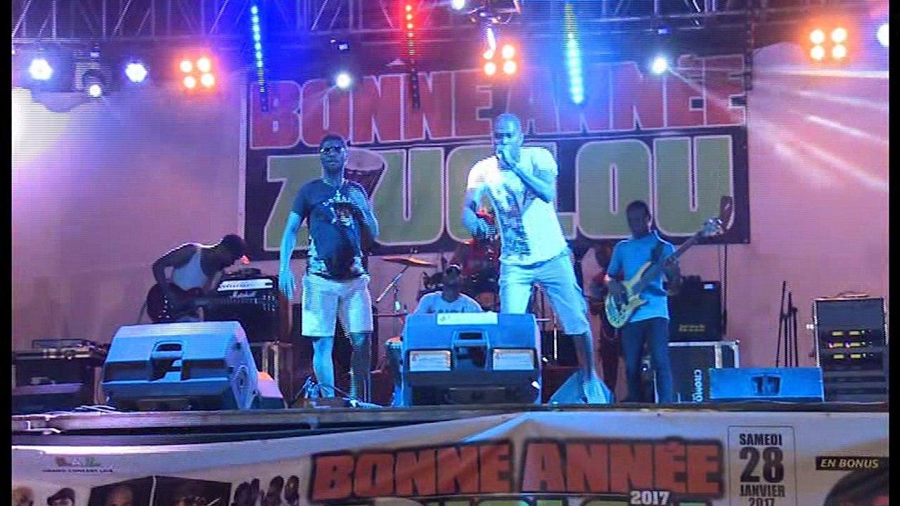 Culture/Musique: Sept artistes zouglou communient avec leurs fans