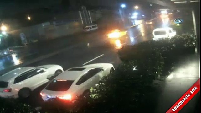 Oto hırsızlık çetesine operasyon kamerada