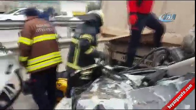 Freni patlayan kamyon 12 aracı biçti