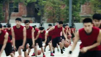Adidas'tan Tekdüzeliği Yıkan Reklam: 1 Milyar Kişi İçinde Teksin!
