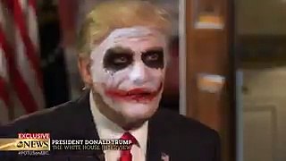 Quand Donald Trump parle d'immigration avec la tête du Joker