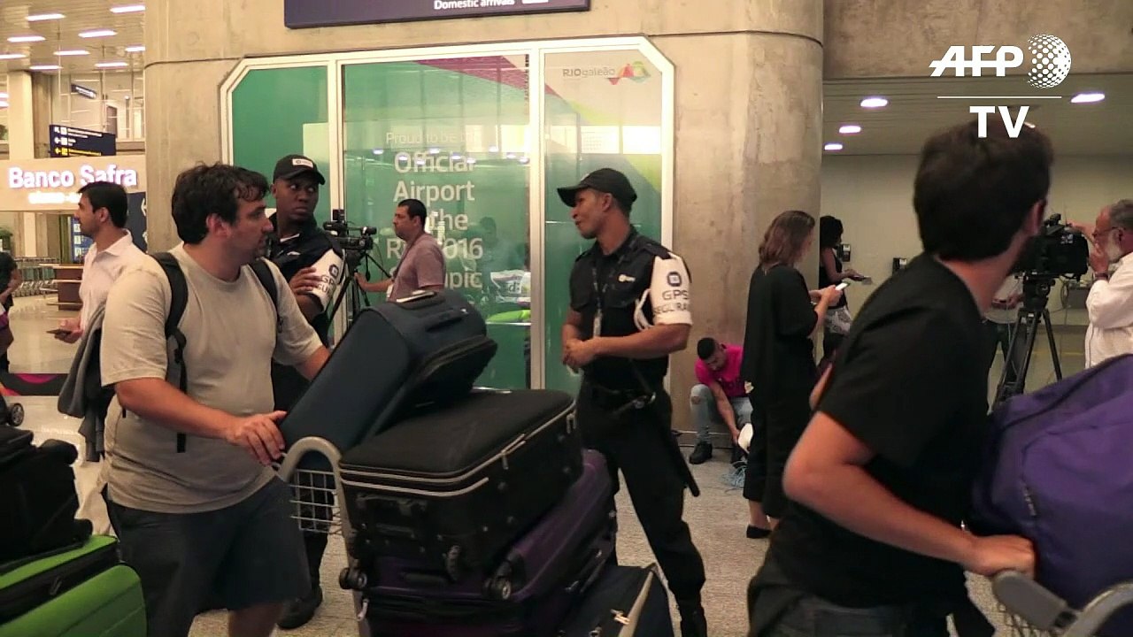 Eike Batista se entrega para responder a acusações de corrupção