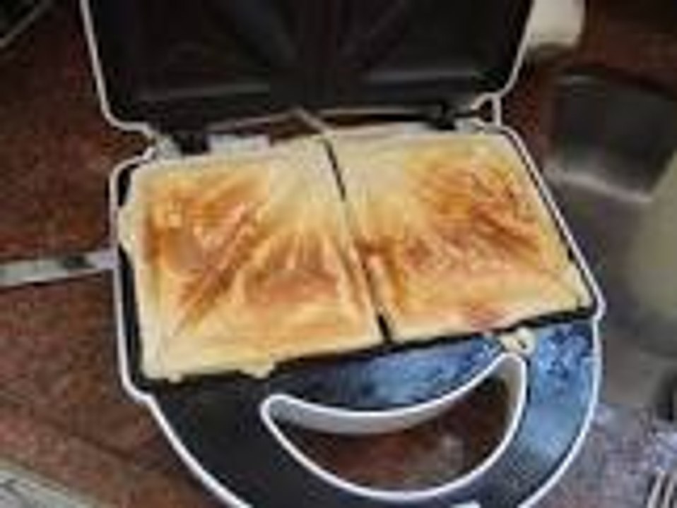 COMO FAZER CREPE SUÍÇO DE SANDUICHEIRA - RECEITAS PRÁTICAS