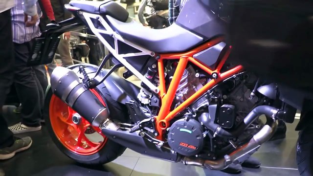 KTM 1290 Super Duke R - revealed at EICMA 2016