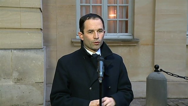 Présidentielle : Les bases du rassemblement sont posées , estime Hamon après sa rencontre avec Cazeneuve