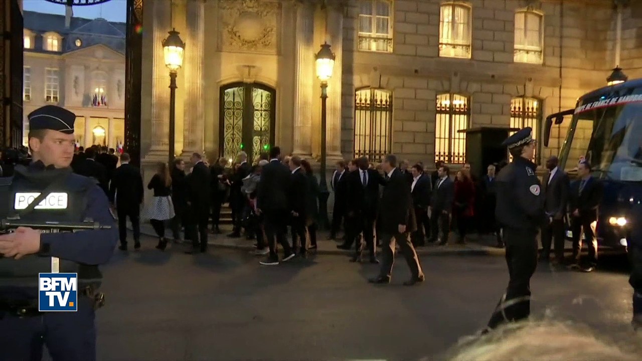 "Les traits tirés", l'arrivée en famille des Experts à l'Élysée