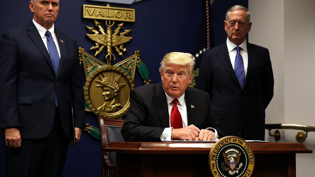 Sturm der Empörung nach Trumps Muslimen-Dekret