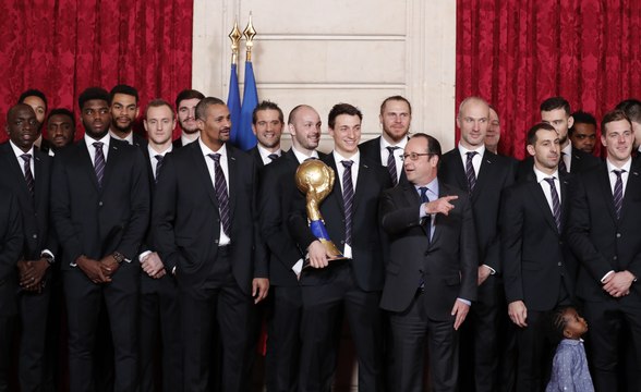 Les Experts reçus à l’Élysée, “Merci de nous avoir fait vibrer”