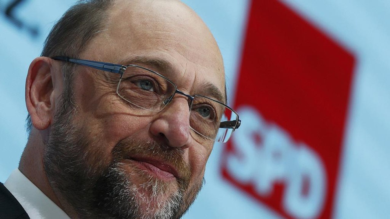 Martin Schulz lance sa campagne pour détrôner A...