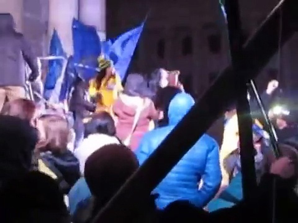 Майдан Незалежності за ЄС  Ніч   2 година ночі