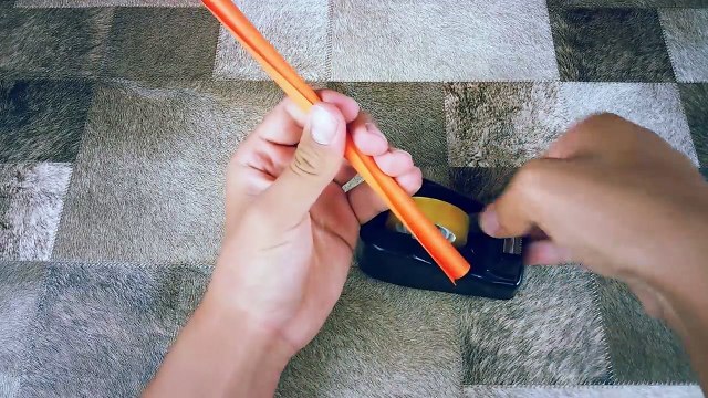 Kağıttan Basit Ama Etkili Silah Yapımı / Nasıl Yapılır ?( Kesinlikle İzleyin )