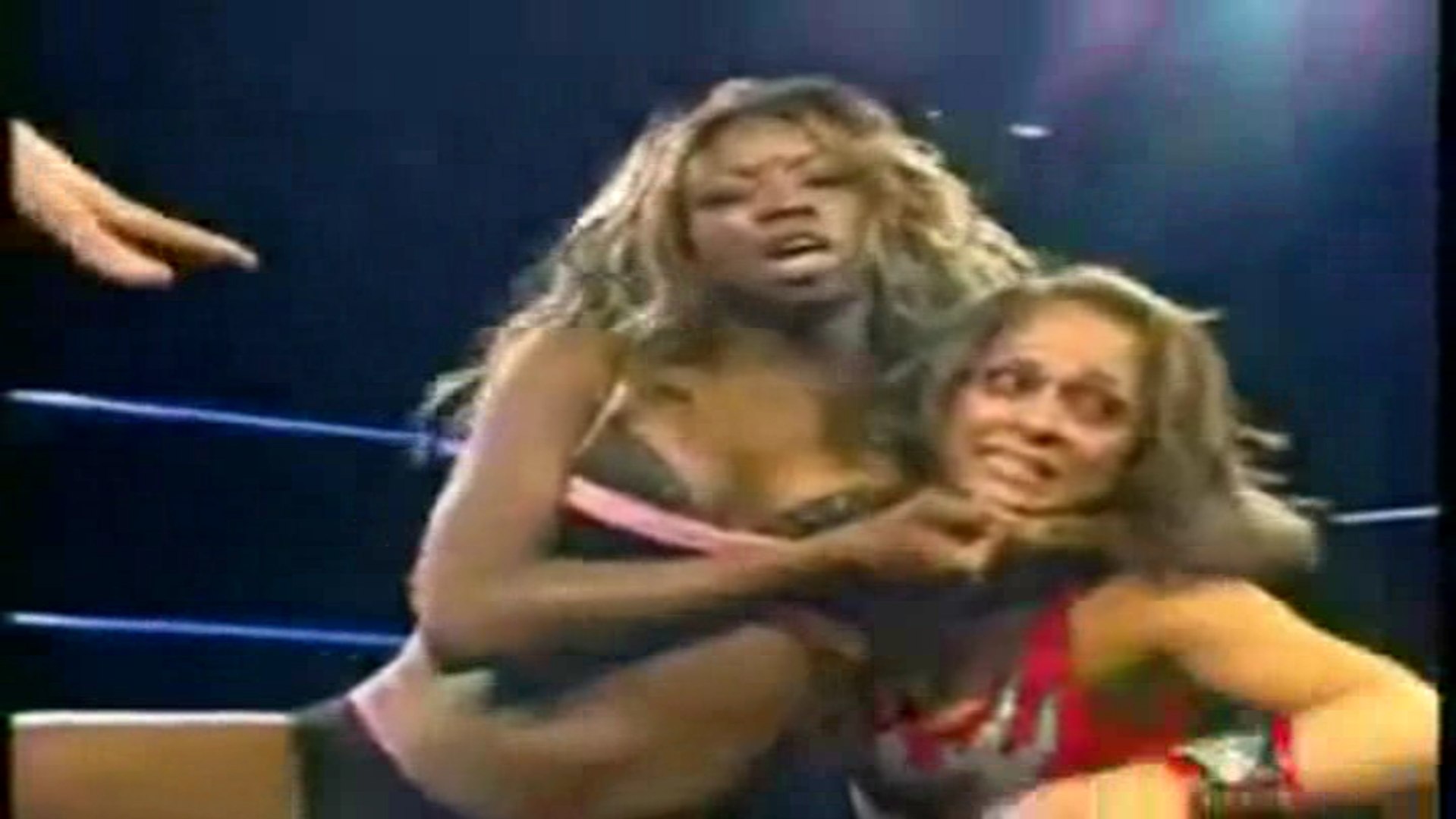 Rhaka Khan aka Barbie vs Simply Luscious (2007) Womens Pro Wrestling -  video Dailymotion