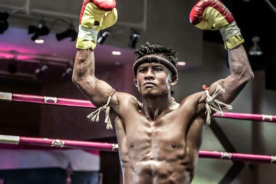 Buakaw Banchamek Muay Thai
