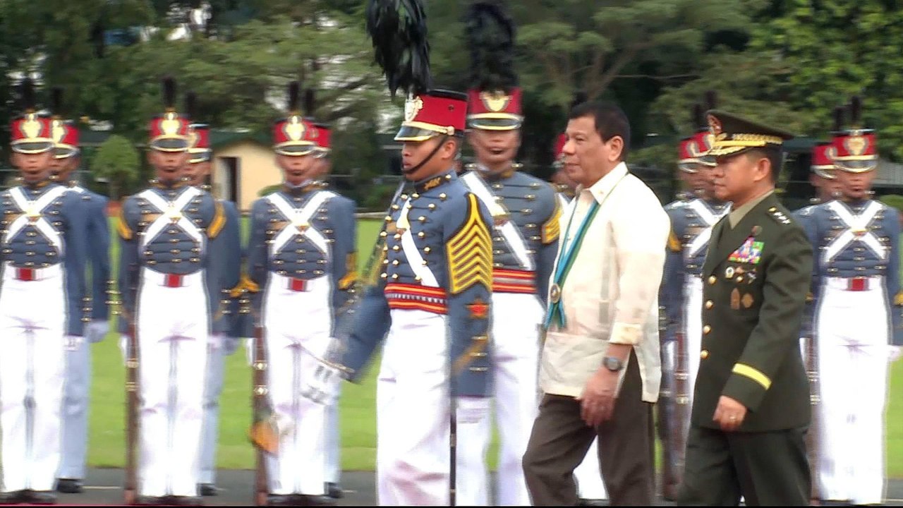 Philippines: Rodrigo Duterte vows daily executions