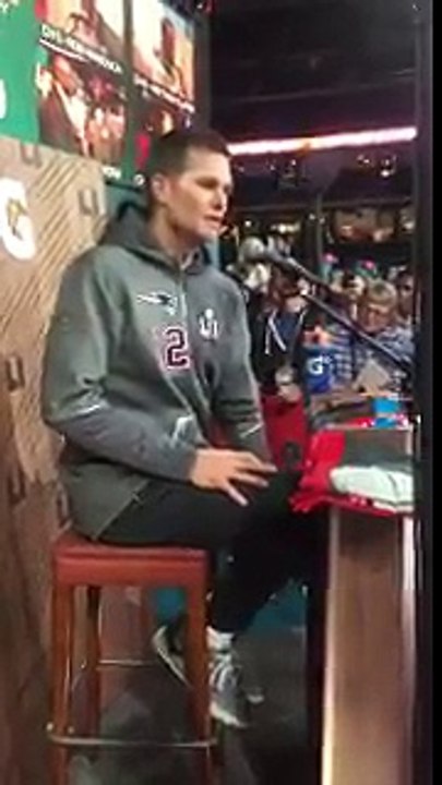WATCH: Tom Brady gets emotional after answering questions about his dad