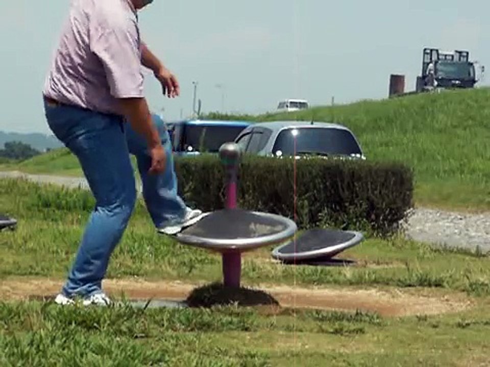 謎の遊具 Mysterious playground equipment