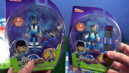 Friday Toy Giveaway - Disney Miles From Tomorrowland Air Heads Golden Surprise Egg