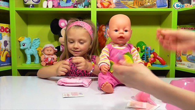 Кукла Беби Борн. Ярослава открывает подарок. Обзор куклы. Игрушки для детей. Doll Baby Born